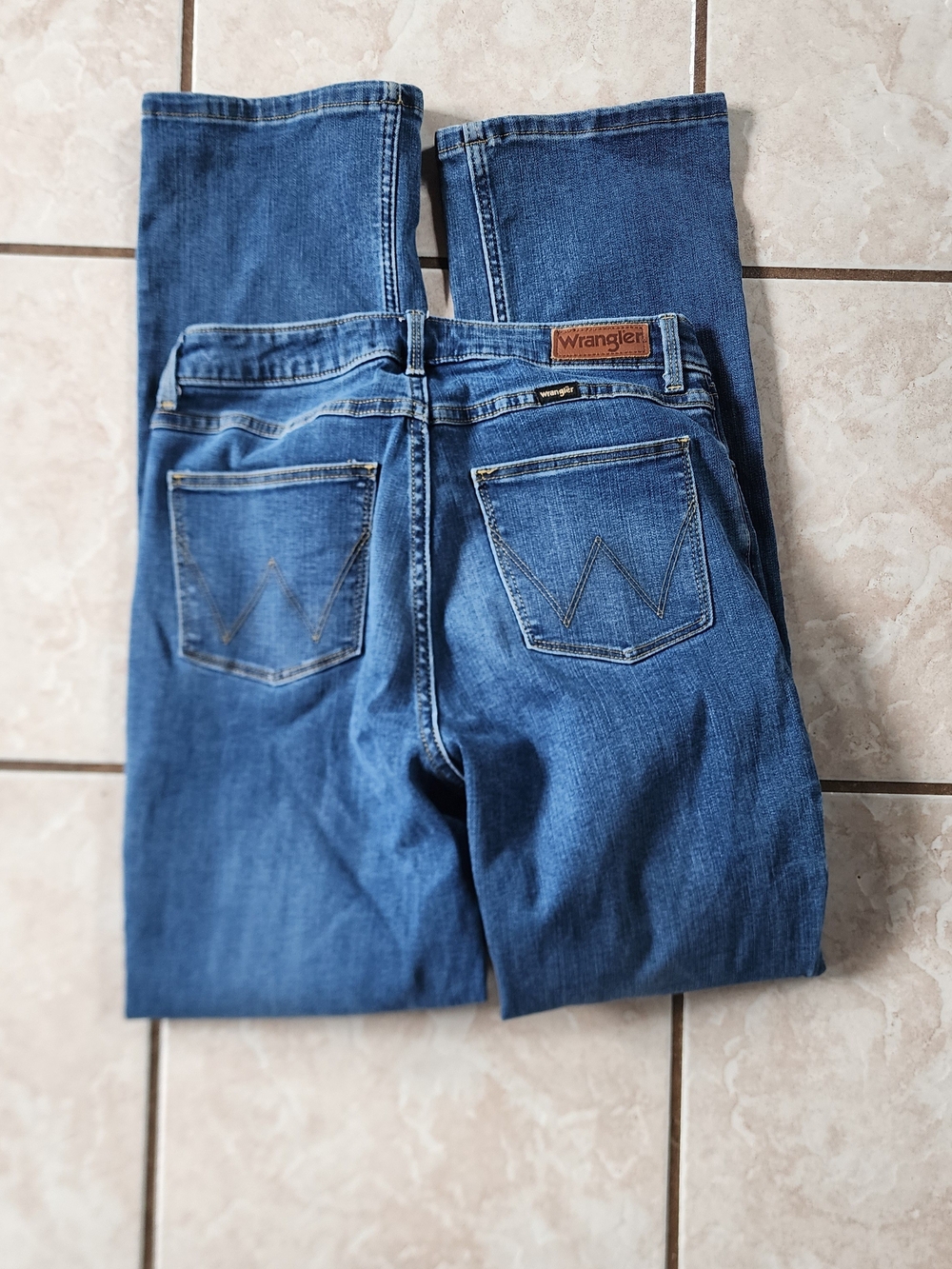 Wrangler High Rise True Straight
